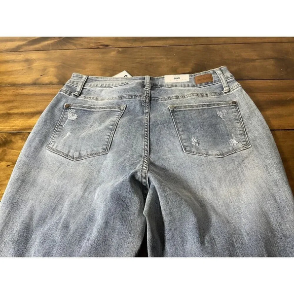 Judy Blue High Rise 16W Light Wash Stretch Denim Women’s Boyfriend Fit Jeans - Picture 9 of 13